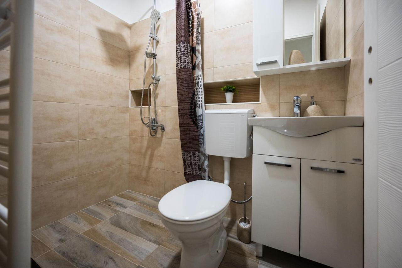 Spacious And Bright 2Bdr Apartment In The Old Town 사라예보 외부 사진